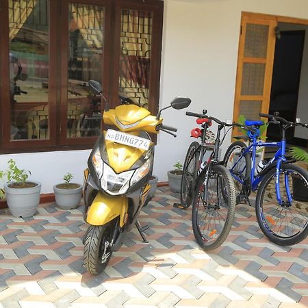Golden Star Guest House Jaffna Buitenkant foto