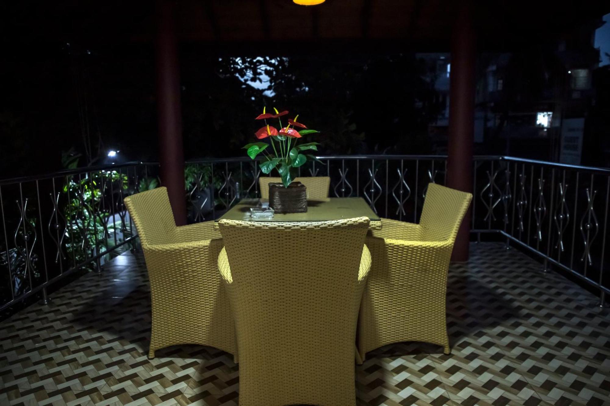 Golden Star Guest House Jaffna Buitenkant foto
