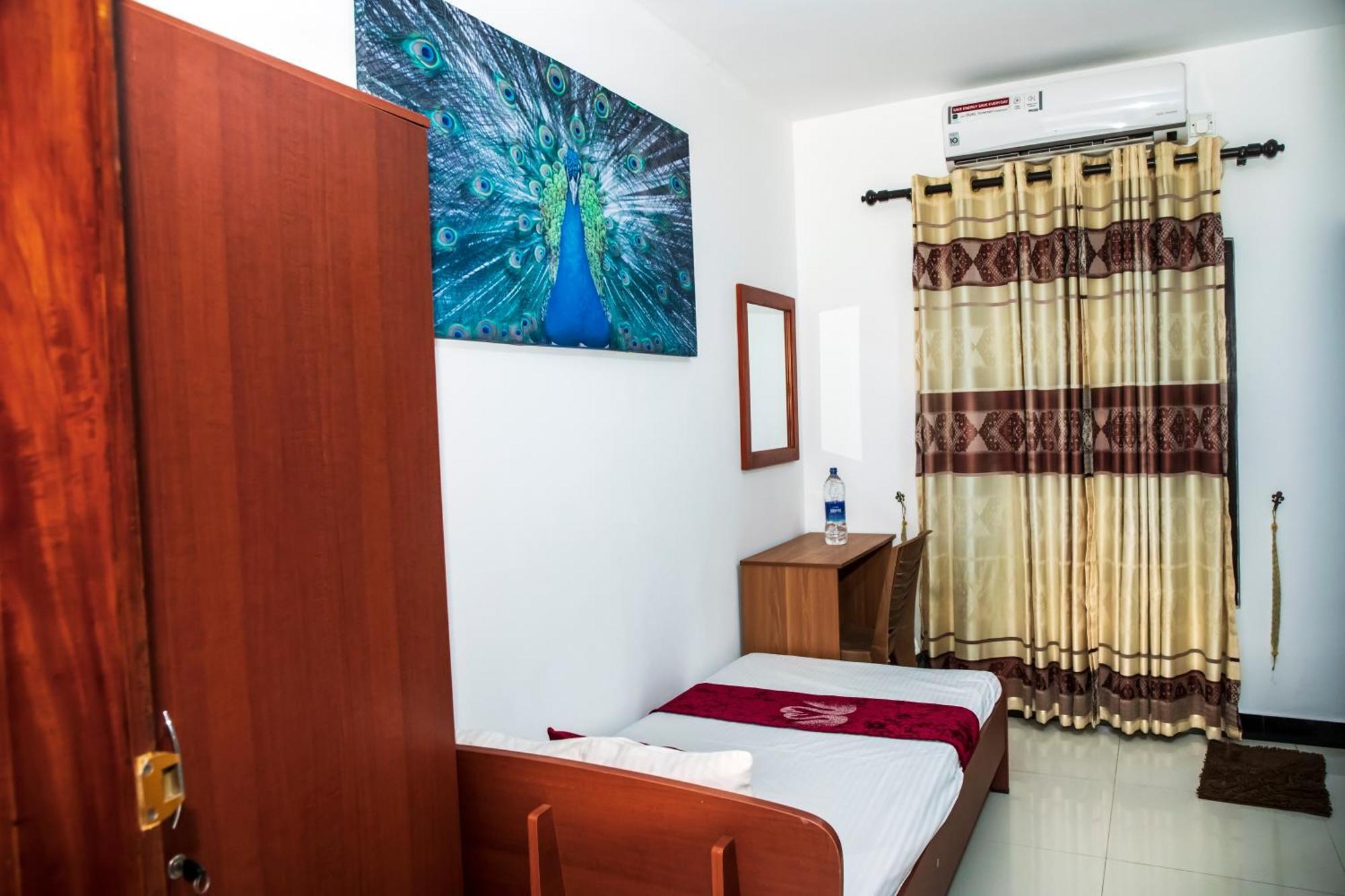 Golden Star Guest House Jaffna Buitenkant foto
