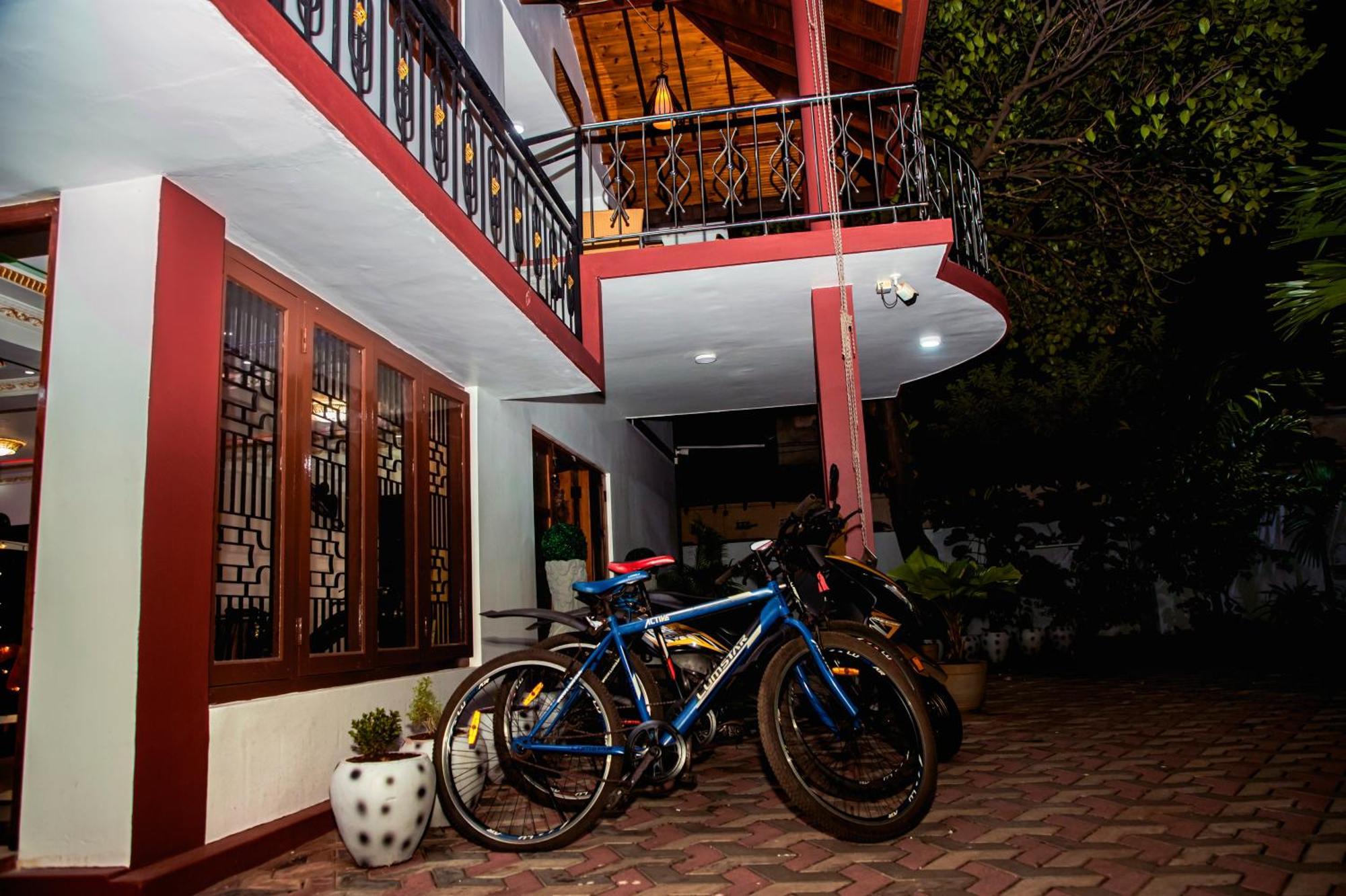 Golden Star Guest House Jaffna Buitenkant foto