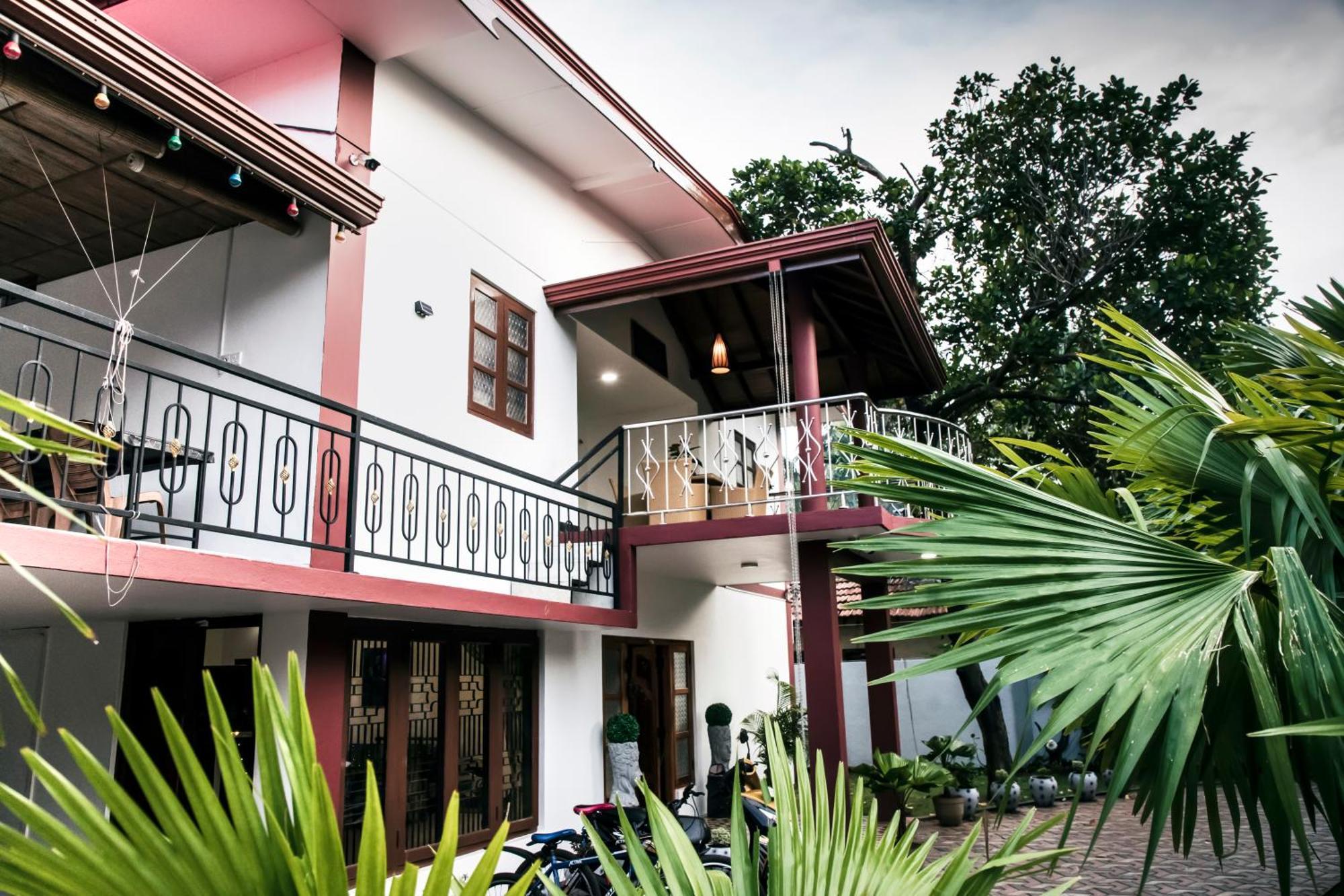Golden Star Guest House Jaffna Buitenkant foto