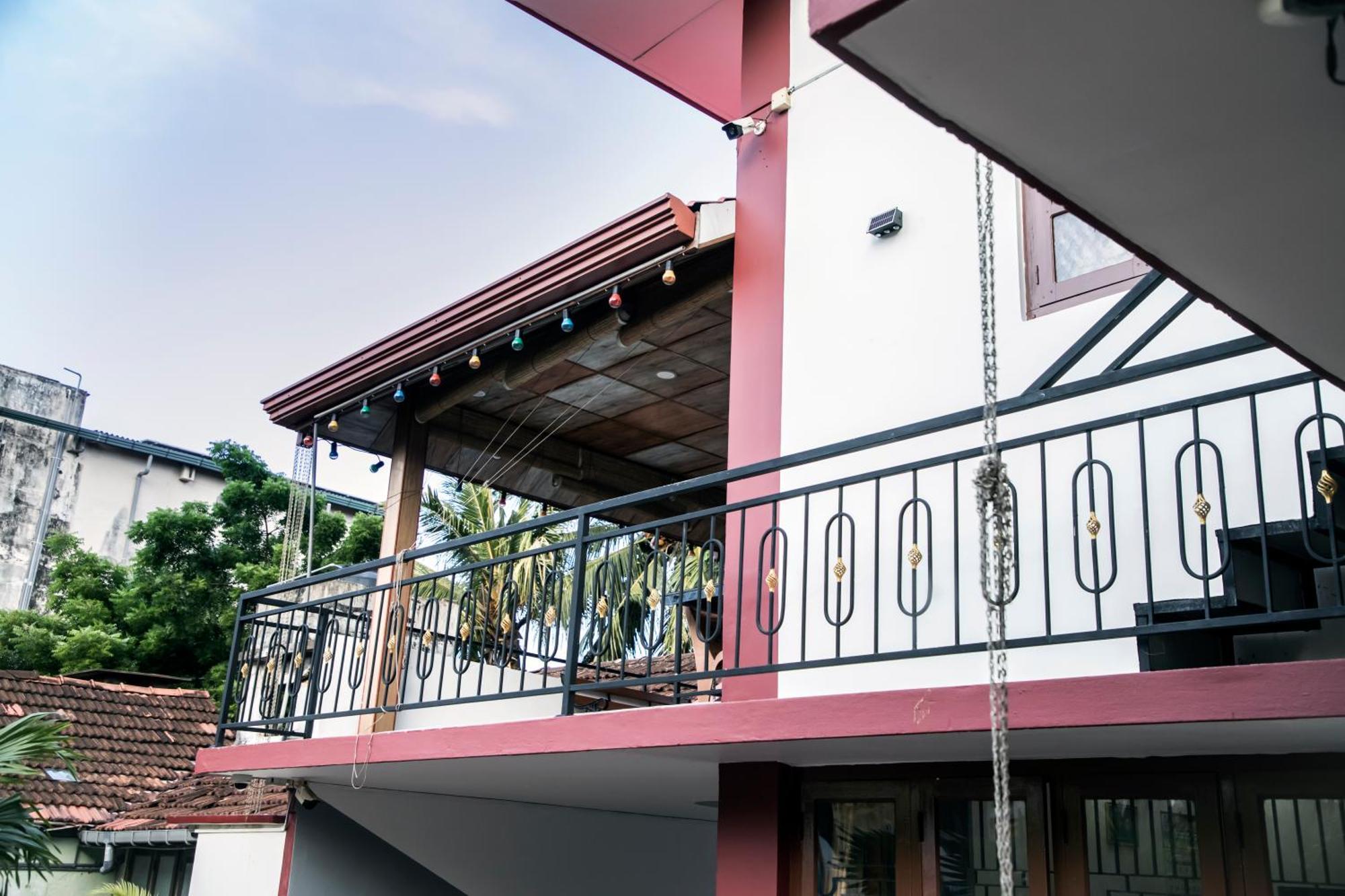Golden Star Guest House Jaffna Buitenkant foto