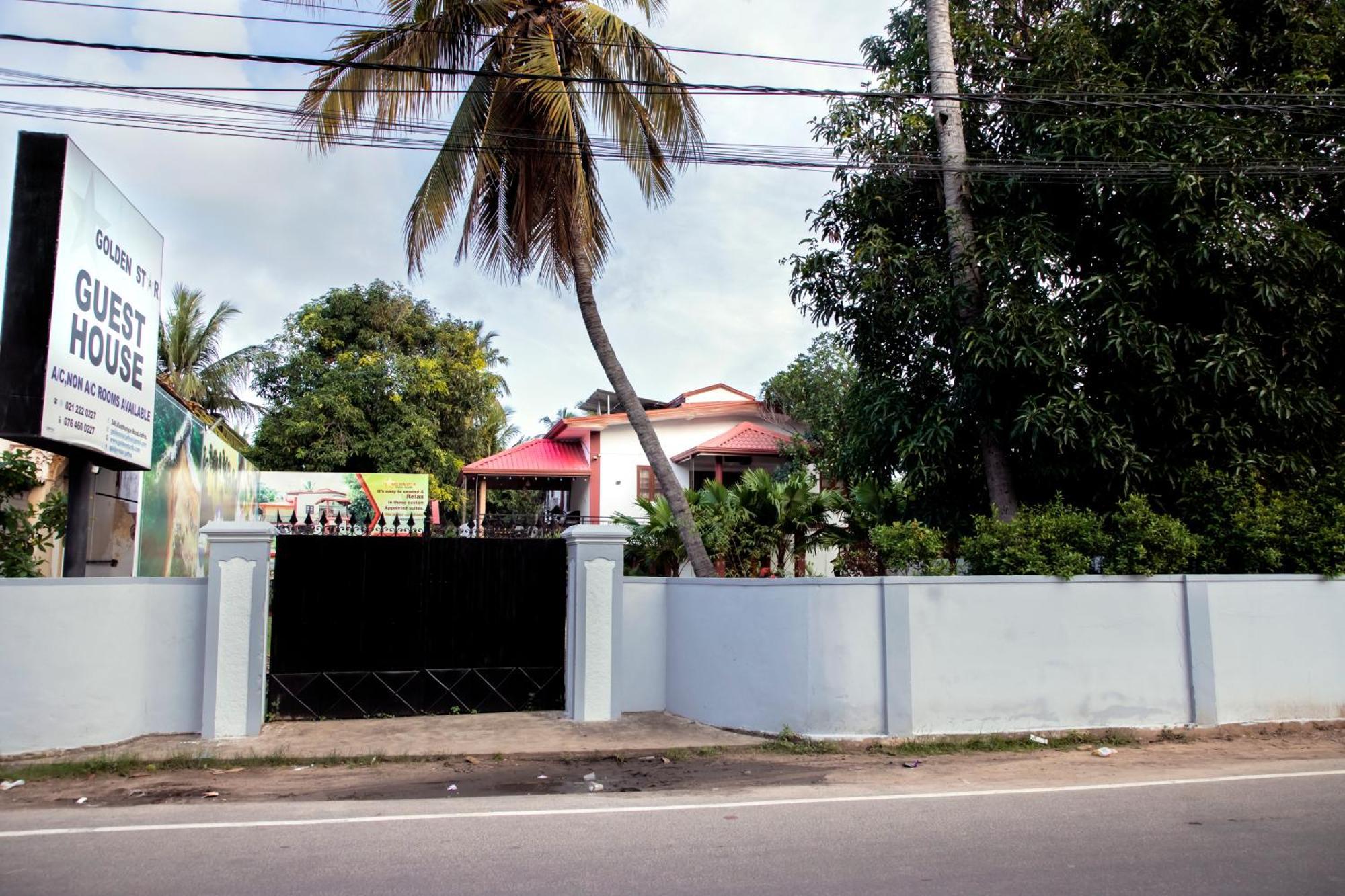 Golden Star Guest House Jaffna Buitenkant foto